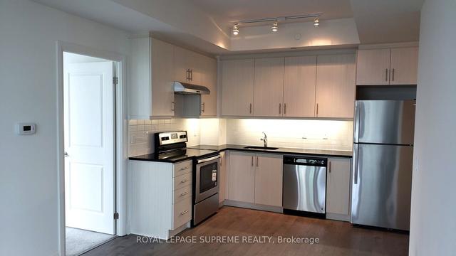 512 - 17 Zorra St, Condo with 1 bedrooms, 1 bathrooms and 1 parking in Toronto ON | Image 6