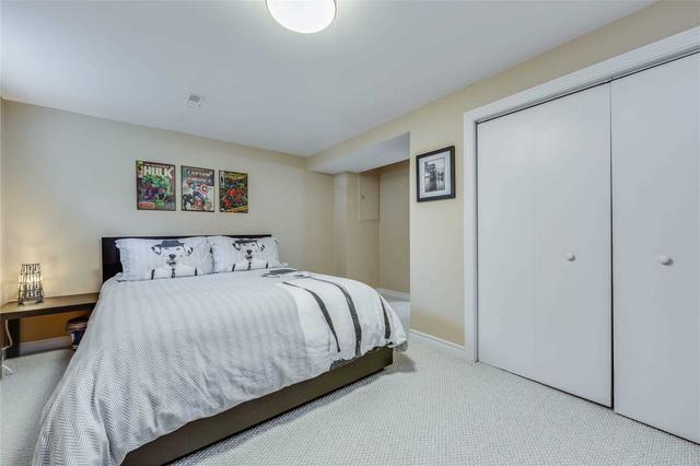 50 Ionview Rd, House detached with 3 bedrooms, 3 bathrooms and 3 parking in Toronto ON | Image 24