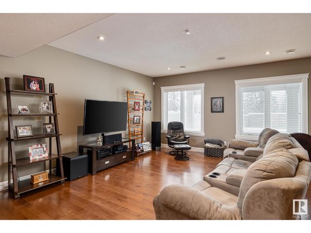 2522 Cameron Ravine Ld Nw, House detached with 5 bedrooms, 4 bathrooms and null parking in Edmonton AB | Image 39