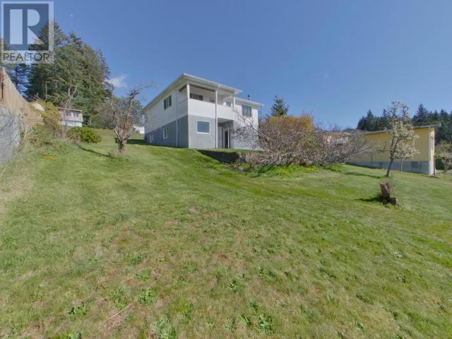6431 Hillcrest Ave, House detached with 3 bedrooms, 1 bathrooms and 1 parking in Powell River BC | Image 20
