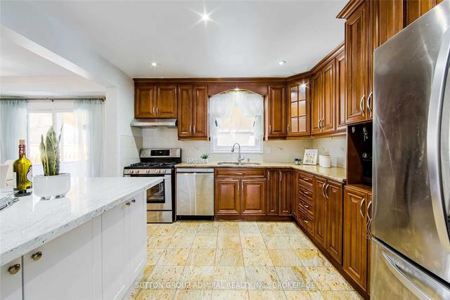 23 Millbank Crt, House detached with 4 bedrooms, 4 bathrooms and 5 parking in Vaughan ON | Image 7