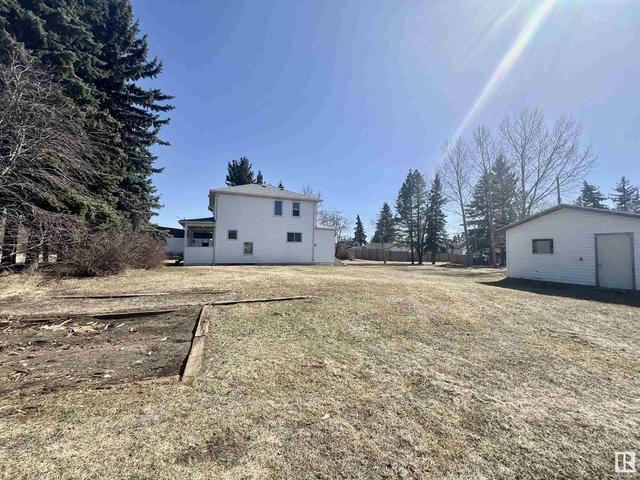 5075 Centre Av, House detached with 3 bedrooms, 1 bathrooms and 1 parking in Leduc County AB | Image 32