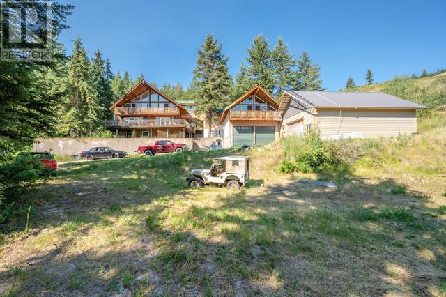 842 Grand Oro Road, House detached with 3 bedrooms, 2 bathrooms and 20 parking in Okanagan Similkameen G BC | Image 4