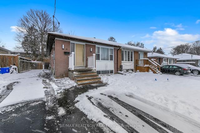 50 Lindsay Ave, House semidetached with 3 bedrooms, 4 bathrooms and 4 parking in Newmarket ON | Image 1