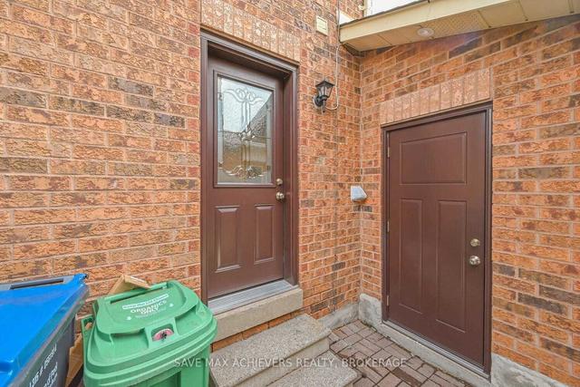 24 Burt Dr, House detached with 3 bedrooms, 3 bathrooms and 6 parking in Brampton ON | Image 33