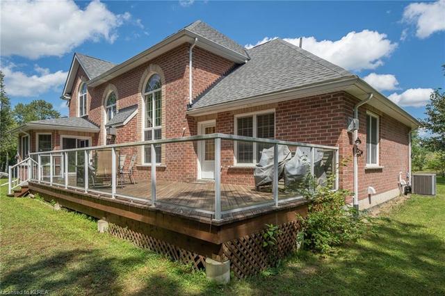 257 Lindsay Street S, House detached with 4 bedrooms, 4 bathrooms and 10 parking in Kawartha Lakes ON | Image 21