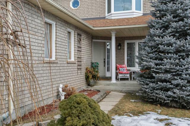 809 Best Circ, House detached with 4 bedrooms, 3 bathrooms and 6 parking in Newmarket ON | Image 12