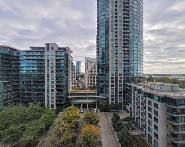 1004 - 219 Fort York Blvd, Condo with 1 bedrooms, 1 bathrooms and 1 parking in Toronto ON | Image 7