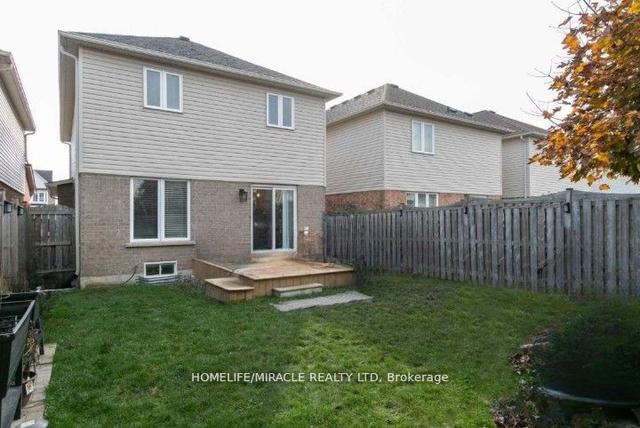 66 Hutton Pl, House detached with 3 bedrooms, 3 bathrooms and 5 parking in Clarington ON | Image 5