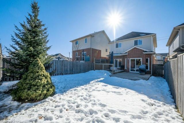 1260 Old Zeller Drive, House detached with 3 bedrooms, 2 bathrooms and 3 parking in Kitchener ON | Image 37