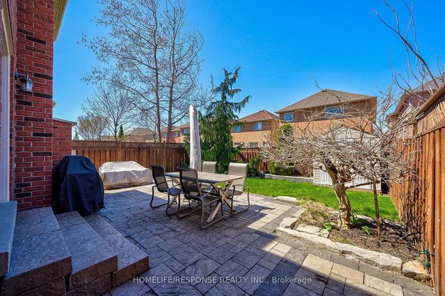 3717 Windhaven Dr, House detached with 4 bedrooms, 3 bathrooms and 6 parking in Mississauga ON | Image 29