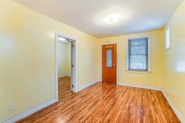 93 Twenty Second St, House detached with 2 bedrooms, 2 bathrooms and 4 parking in Toronto ON | Image 23
