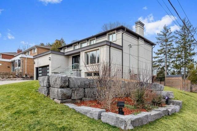 128 Argonne Cres, House detached with 4 bedrooms, 5 bathrooms and 7 parking in Toronto ON | Image 32