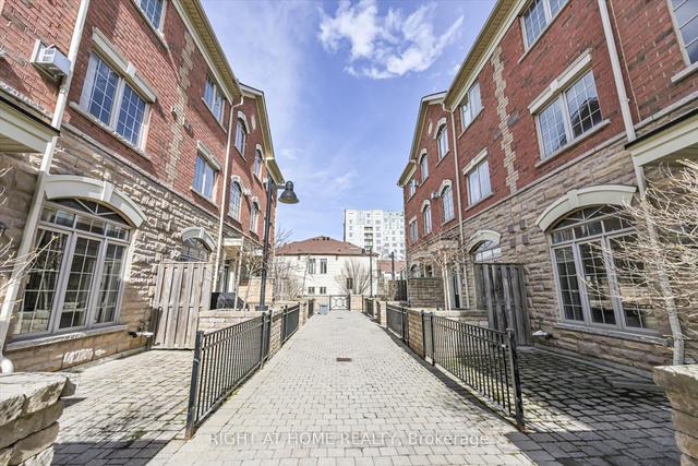 36 - 8 Brighton Pl, Townhouse with 3 bedrooms, 3 bathrooms and 2 parking in Vaughan ON | Image 26