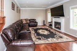 14 Hunwicks Cres, House detached with 5 bedrooms, 4 bathrooms and 2 parking in Ajax ON | Image 6