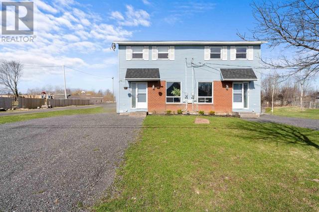 44b Poplar Street, House semidetached with 3 bedrooms, 1 bathrooms and null parking in Stellarton NS | Image 2