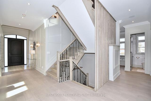 5 Norden Cres, House detached with 4 bedrooms, 6 bathrooms and 6 parking in Toronto ON | Image 36