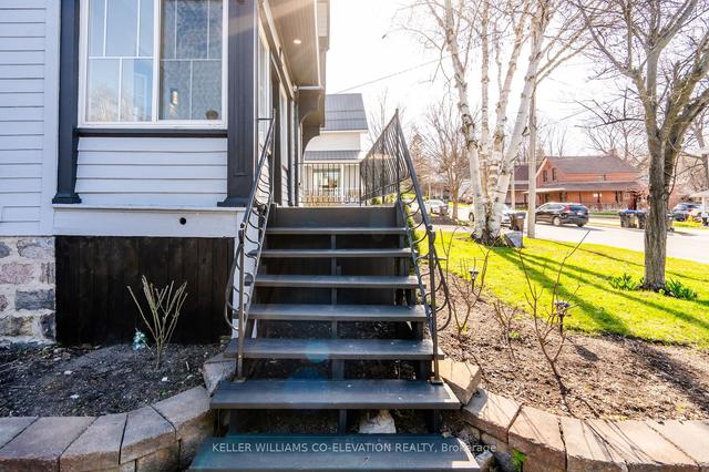641 Bay St, House detached with 3 bedrooms, 2 bathrooms and 6 parking in Midland ON | Image 23