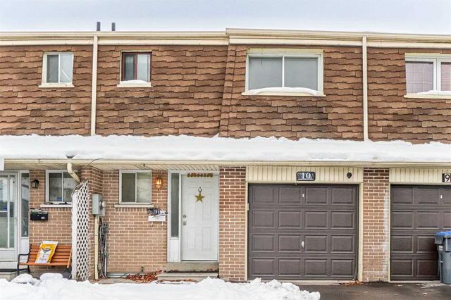 10 - 7450 Darcel Ave, Townhouse with 3 bedrooms, 3 bathrooms and 3 parking in Mississauga ON | Image 1