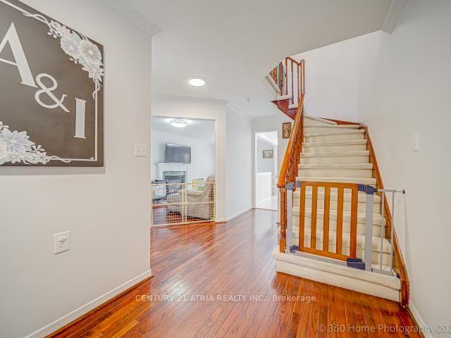 220 Olde Bayview Ave, House detached with 4 bedrooms, 4 bathrooms and 8 parking in Richmond Hill ON | Image 6