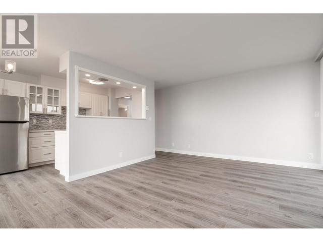 506 - 3740 Albert Street, Condo with 2 bedrooms, 1 bathrooms and 1 parking in Burnaby BC | Image 12
