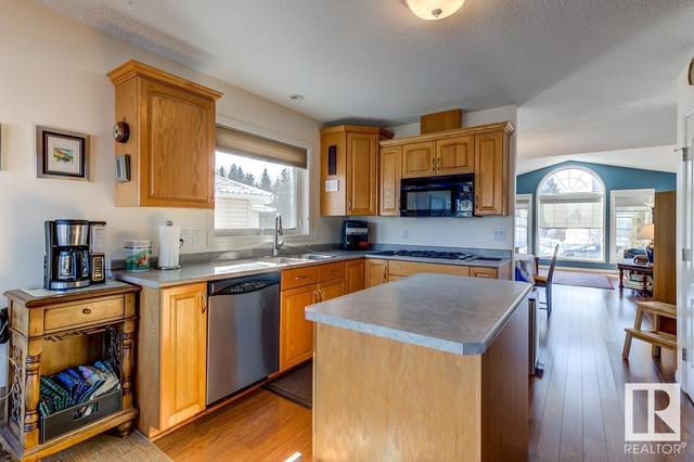 5120 56 Av, House detached with 4 bedrooms, 3 bathrooms and null parking in Mundare AB | Image 20