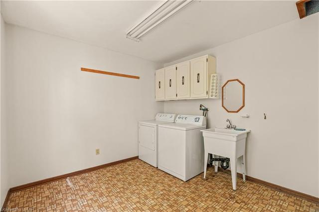 Laundry in Mud room | Image 3