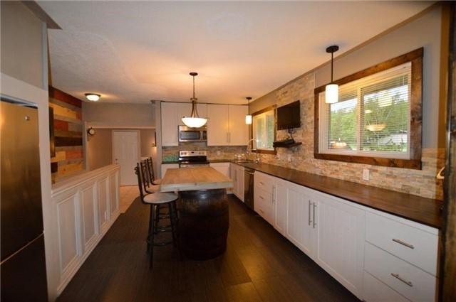 2 Joy Ave, House detached with 3 bedrooms, 2 bathrooms and 4 parking in Oro Medonte ON | Image 5