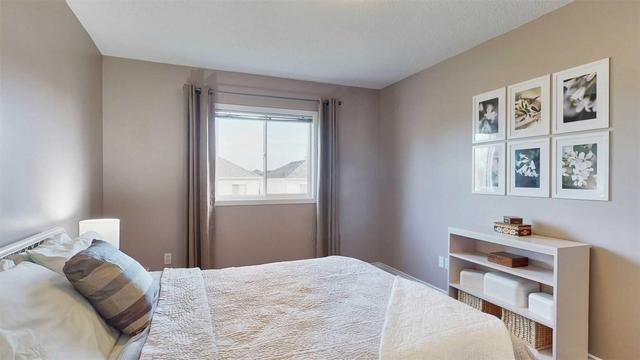 1690 Radcliffe Dr, House detached with 3 bedrooms, 3 bathrooms and 2 parking in Oshawa ON | Image 24