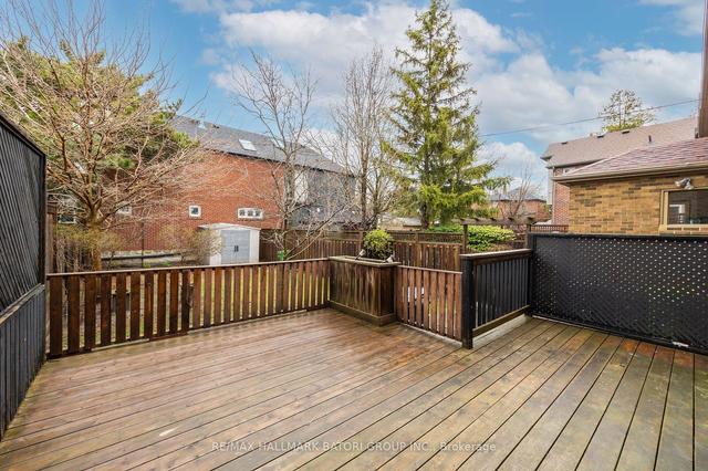 166 Old Orchard Grve, House detached with 3 bedrooms, 2 bathrooms and 2 parking in Toronto ON | Image 25