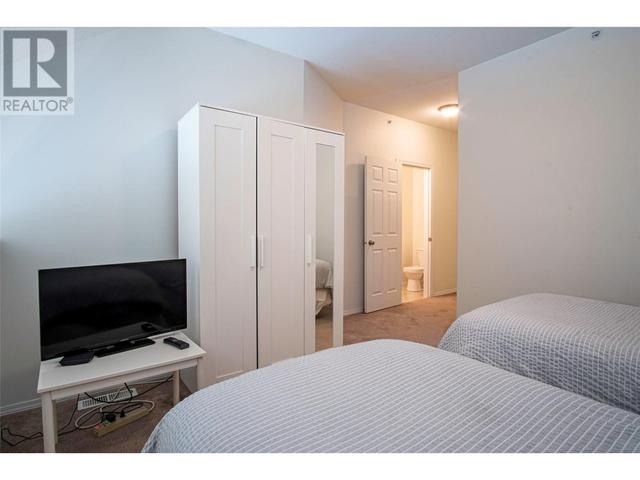 646 - 1088 Sunset Drive, Condo with 2 bedrooms, 2 bathrooms and 1 parking in Kelowna BC | Image 33