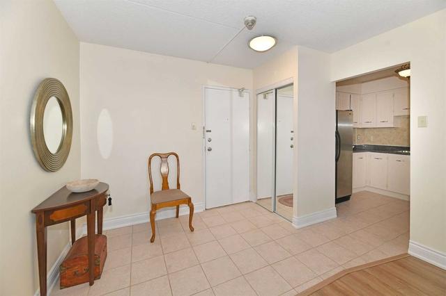 804 - 207 Galloway Rd, Condo with 2 bedrooms, 1 bathrooms and 1 parking in Toronto ON | Image 6