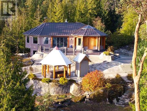 10664 Wood Bay Heights Road, House detached with 3 bedrooms, 4 bathrooms and 6 parking in Sunshine Coast B BC | Card Image