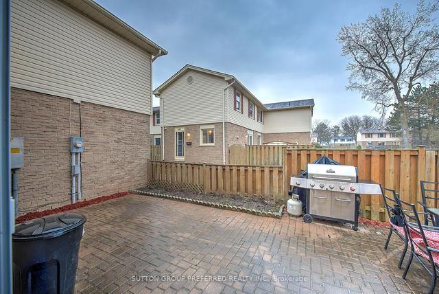 224 - 230 Clarke Rd, Townhouse with 3 bedrooms, 2 bathrooms and 1 parking in London ON | Image 26