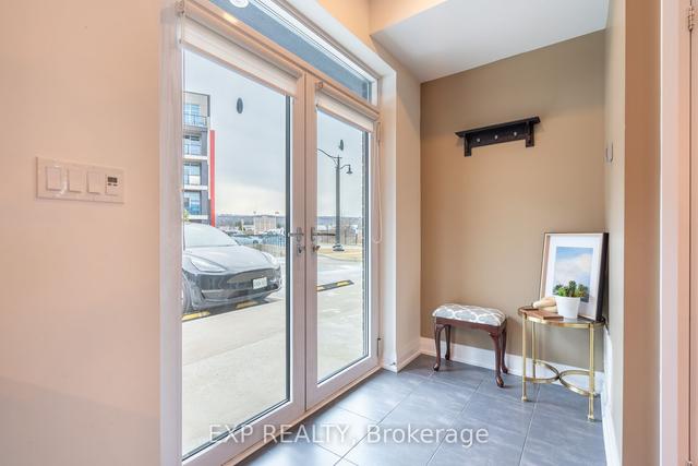 24 - 4 Concord Pl N, Townhouse with 3 bedrooms, 3 bathrooms and 2 parking in Grimsby ON | Image 5