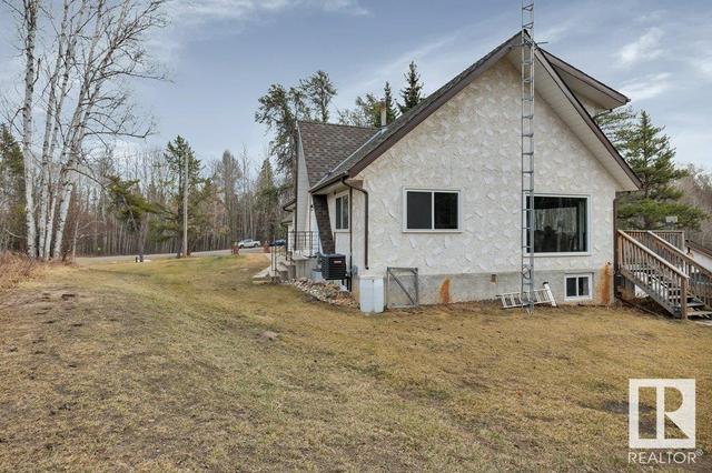 4 - 26321 Twp Rd 512a Rd, House detached with 5 bedrooms, 3 bathrooms and null parking in Parkland County AB | Image 5