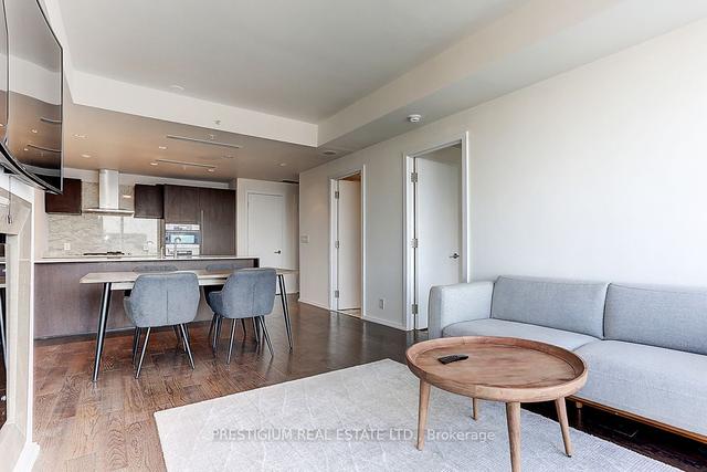 4304 - 180 University Ave, Condo with 1 bedrooms, 1 bathrooms and 1 parking in Toronto ON | Image 7