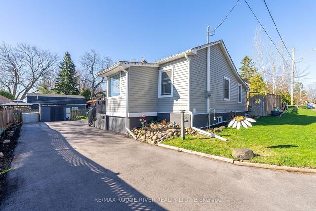 121 Third St, House detached with 2 bedrooms, 2 bathrooms and 6 parking in Clarington ON | Image 1