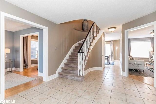 104 Birchwood Road, House detached with 4 bedrooms, 3 bathrooms and null parking in Barrie ON | Image 6