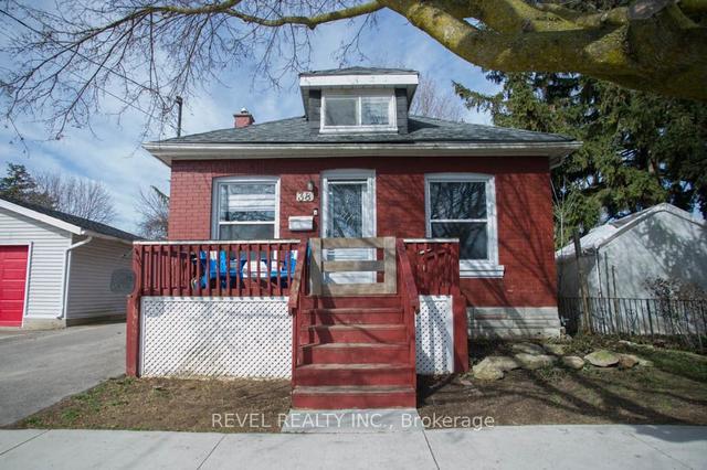 38 Aylmer St, House detached with 2 bedrooms, 2 bathrooms and 2 parking in Brantford ON | Image 22