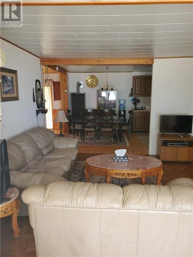 2488 Highway 540 Se, Home with 3 bedrooms, 1 bathrooms and null parking in Northeastern Manitoulin and the Islands ON | Image 20