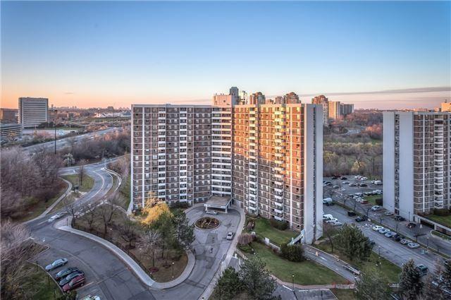 809 - 5 Shady Golfway Gfwy, Condo with 3 bedrooms, 2 bathrooms and 1 parking in Toronto ON | Image 1