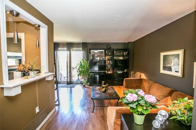 54 - 2755 Windwood Dr, Townhouse with 3 bedrooms, 1 bathrooms and 2 parking in Mississauga ON | Image 7