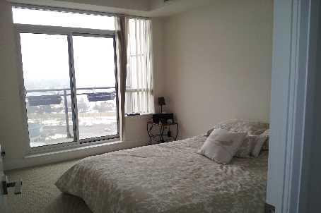 lph 08 - 55 De Boers Dr, Condo with 1 bedrooms, 1 bathrooms and 1 parking in Toronto ON | Image 2