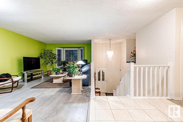 42 Cactus Wy, House detached with 4 bedrooms, 3 bathrooms and null parking in Edmonton AB | Card Image