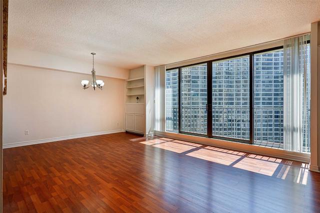 2435 - 33 Harbour Sq W, Condo with 1 bedrooms, 1 bathrooms and 1 parking in Toronto ON | Image 19