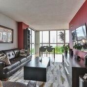 802 - 95 Lombard St, Condo with 1 bedrooms, 1 bathrooms and 1 parking in Toronto ON | Image 5