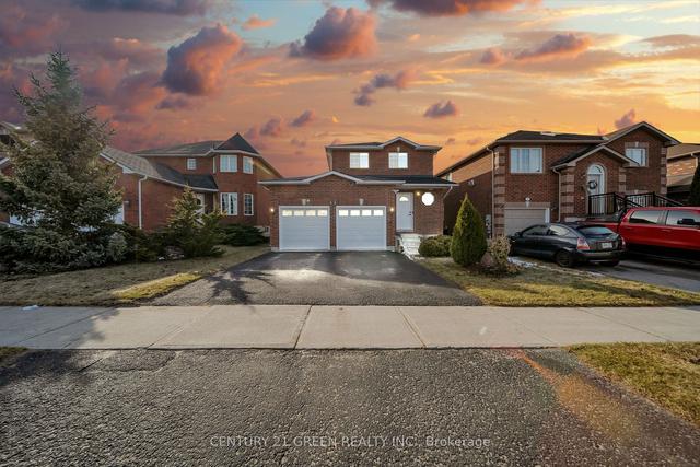 33 Fenchurch Manr S, House detached with 3 bedrooms, 3 bathrooms and 6 parking in Barrie ON | Image 12