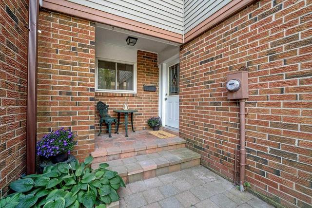 21 - 650 Childs Dr, Townhouse with 3 bedrooms, 3 bathrooms and 1 parking in Milton ON | Image 2
