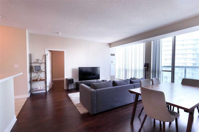 lph18 - 23 Lorraine Dr, Condo with 2 bedrooms, 3 bathrooms and 1 parking in Toronto ON | Image 1